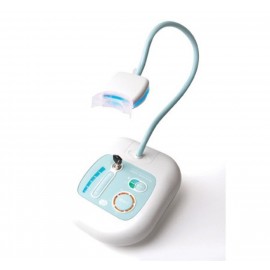 Teeth whitening system with blue light for home use